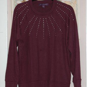 Gloria Vanderbilt, embellished, maroon top